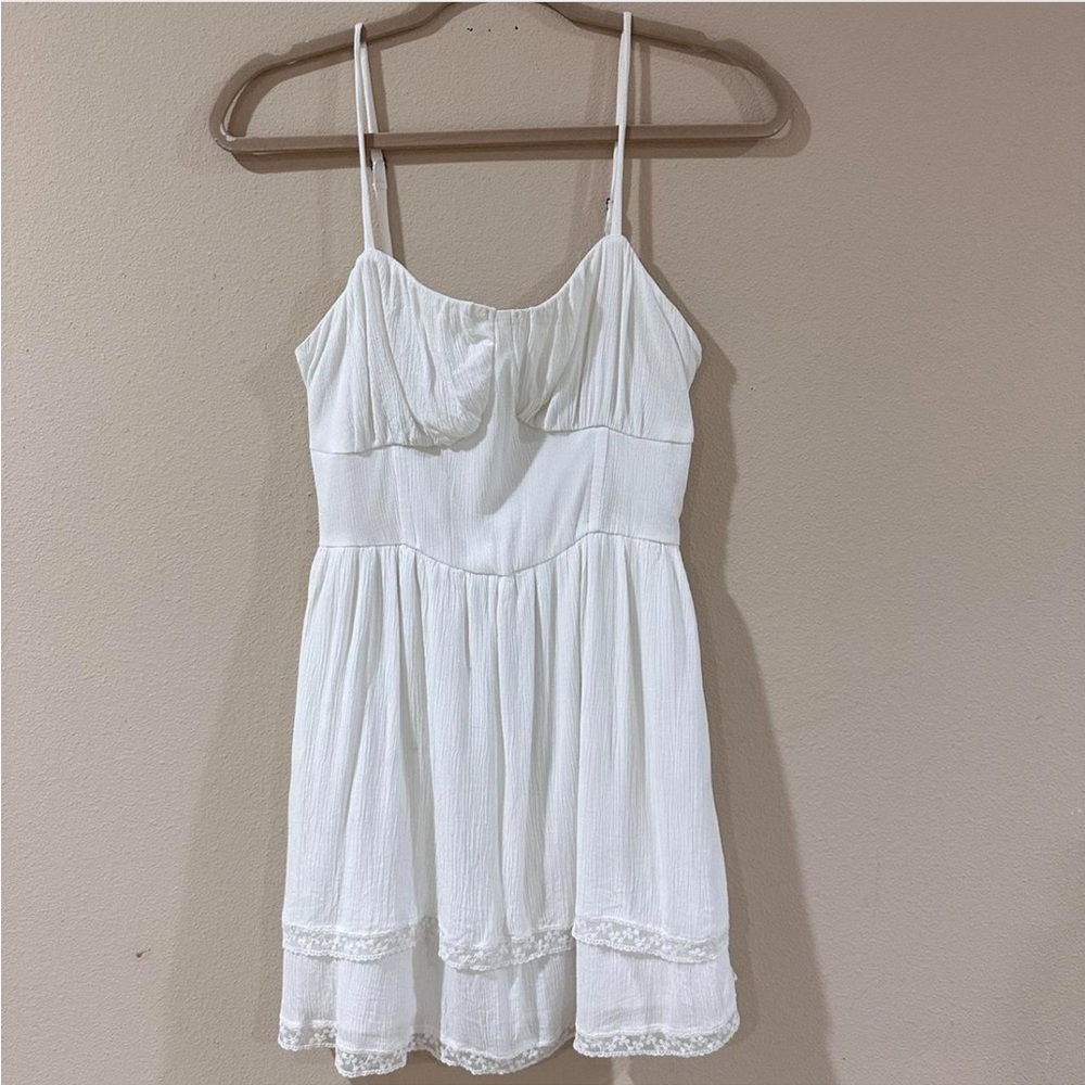 Hollister White Lacy sundress. size M. New without tag.